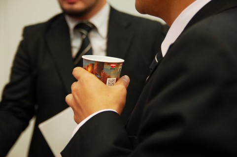 「スゴいですね」と言われたとき、何と返しますか?